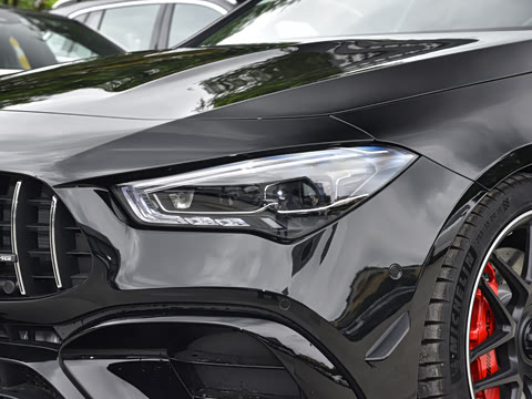 2025�� AMG CLA 45 S 4MATIC+