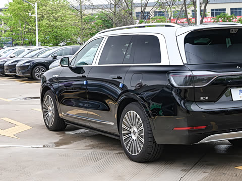 2025�� ���� Ultra�� 100kWh 6����