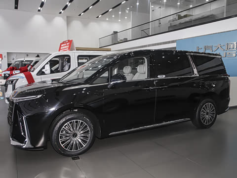 2025�� 2.0T ����������