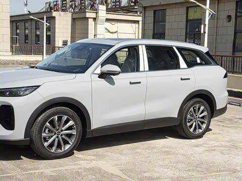 2025�� 2.0T ��������� 5��