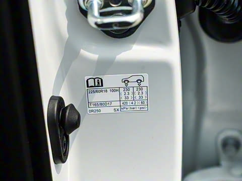 2023�� 2.0L CVT�������а�