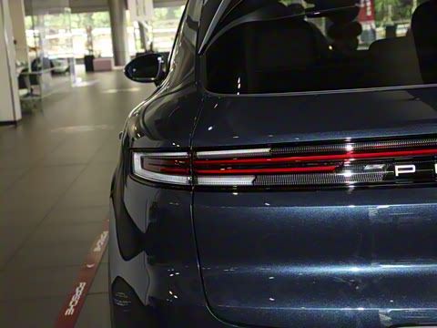 2025�� Cayenne 3.0T ���ΰ�