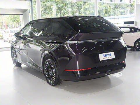 2025�� 650������ Max