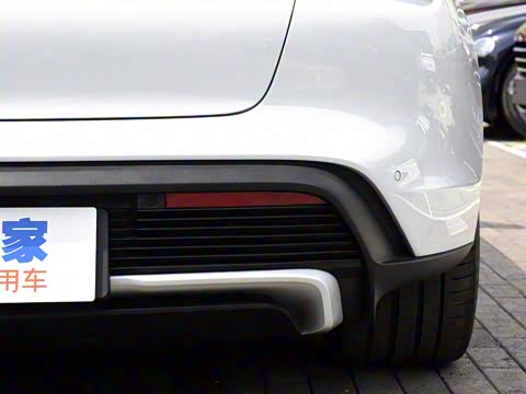 2019�� Taycan Turbo