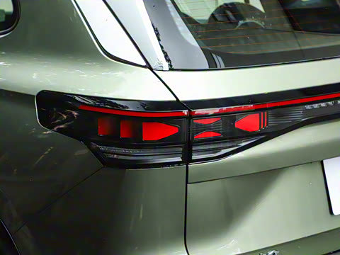 2025�� ̽��L 330TSI ������ӢCity��