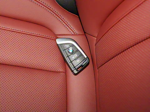 2022�� 430i M�˶���ҹ��װ