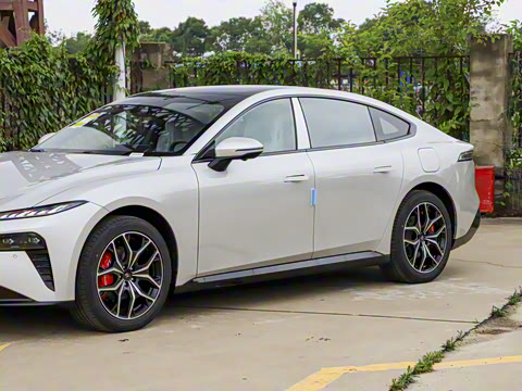 2025�� ���� 230ProѲ����