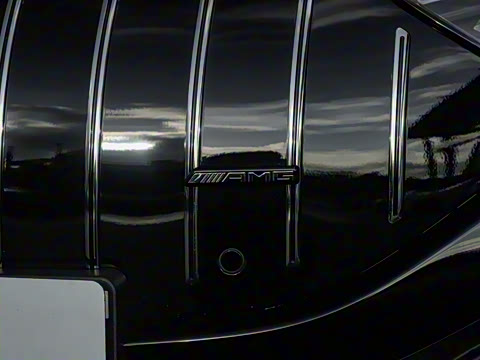 2023�� AMG EQE 53 4MATIC+