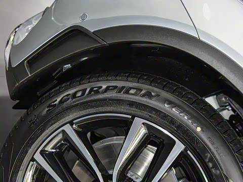 2022�� GLC 300 L 4MATIC ������