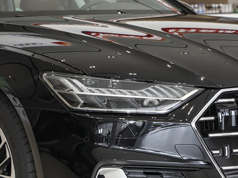 2025�� 45 TFSI ������