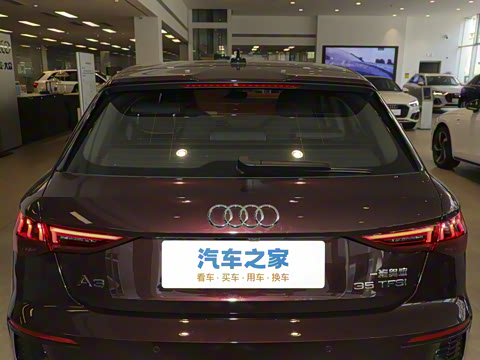 2023�� �Ŀ� Sportback 35 TFSI ʱ���˶���