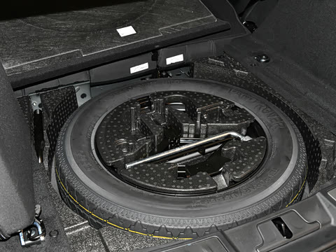 2023�� ����L P300e ���ʽ�綯��ϰ�