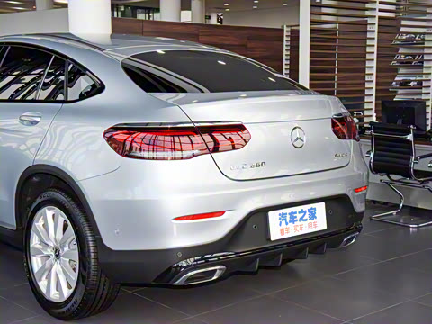 2022�� GLC 260 4MATIC ����SUV