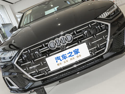 2025�� 45 TFSI quattro ������