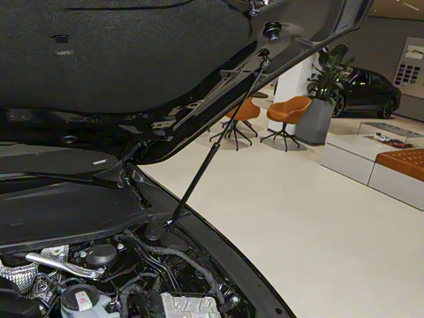 2025�� 45 TFSI quattro ������