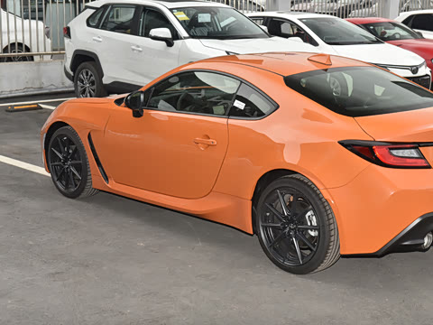 2023�� GR 86 2.4L �ֶ�ʮ��������