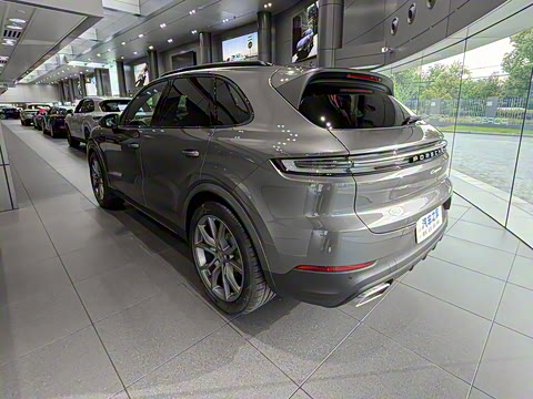 2025�� Cayenne 3.0T ���۰�