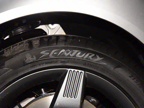 2022�� Plus 70 �Ƽ���