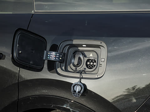 2025�� 2.0T ̽����