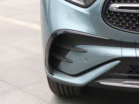 2025�� �Ŀ� GLC 260 L 4MATIC ������