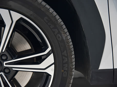 2025�� EM-i 115km ̽��+��