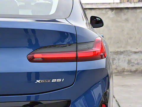 2022�� xDrive 25i M�˶���װ