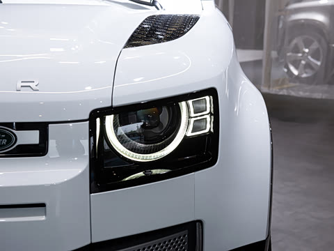 2024�� 90 3.0T P400 HSE