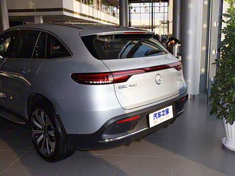 2020�� EQC 400 4MATIC ������ 1886������