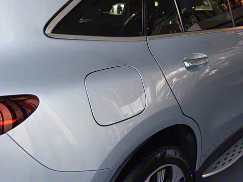 2020�� EQC 400 4MATIC ������ 1886������