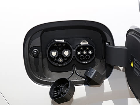 2025�� EV 605�캽Pro��