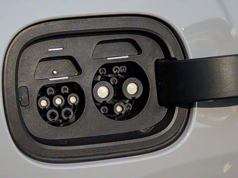 2025�� Pro ���ܻ��°�