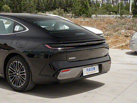 2025�� 130km EM-i ������