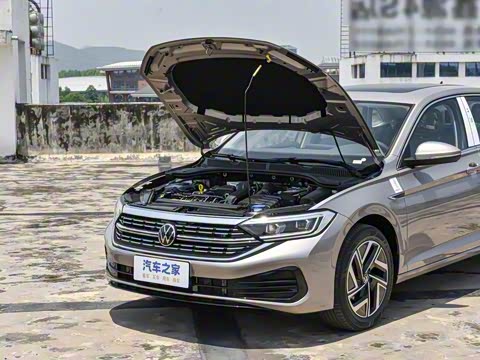 2025�� �Ŀ�� 300TSI DSG��Խ��