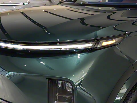 2025�� Ultra ���ܻ��°�