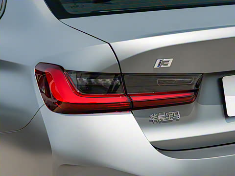 2025�� eDrive 40 L 50����������