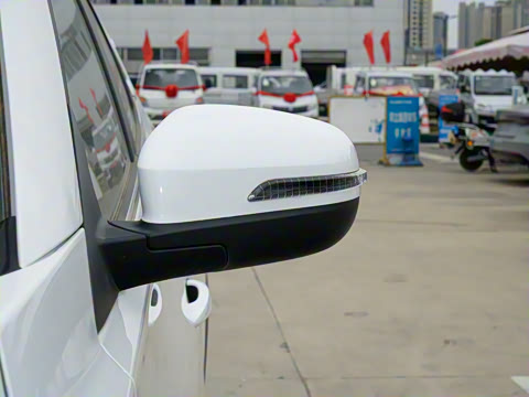 2025�� 1.5L �ֶ�׿Խ��