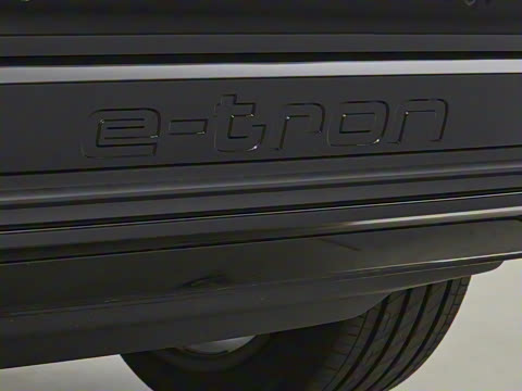 2023�� 40 e-tron ��ҫ�� �׷�ʦ��