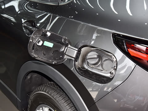 2025�� 2.0L �Զ�����������