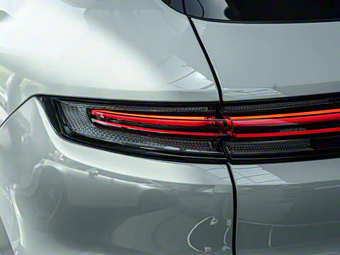 2025�� Cayenne 3.0T ���ΰ�