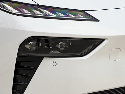 2025�� ���� 550ProѲ����