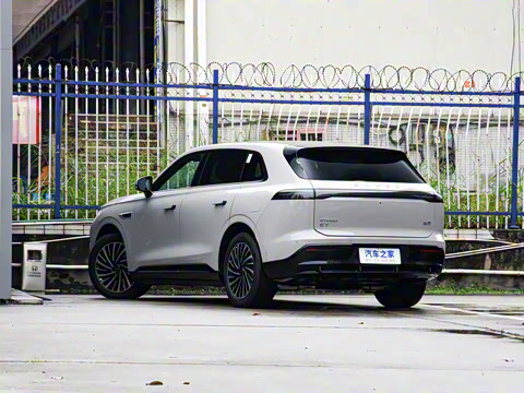 2025�� ���� 240 Pro�������ٸ�����ʻ