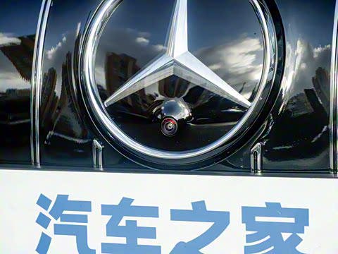 2023�� AMG EQE 53 4MATIC+