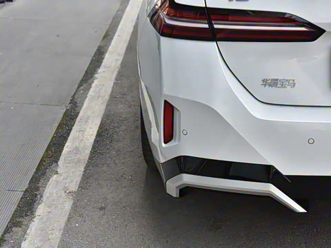 2025 xDrive 50L M˶װ