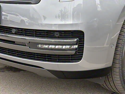 2025�� 3.0 L6 400PS �����ӳ���