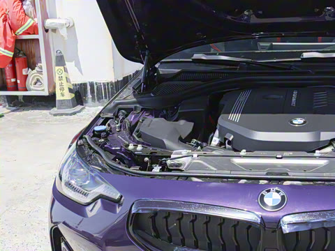 2025�� M240i xDrive