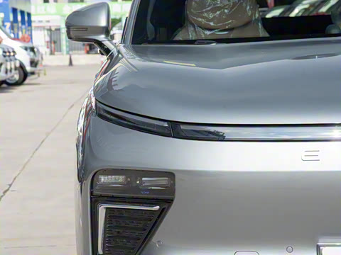 2025�� ���� 265 Max��������������ʻ