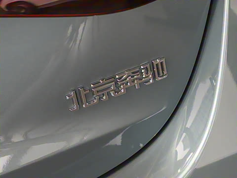 2025�� �Ŀ� E 300 L ������