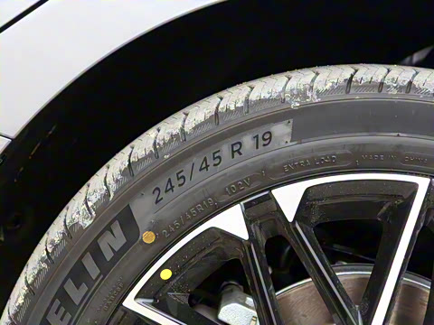 2025�� EV �Ǽݰ� 701KM������