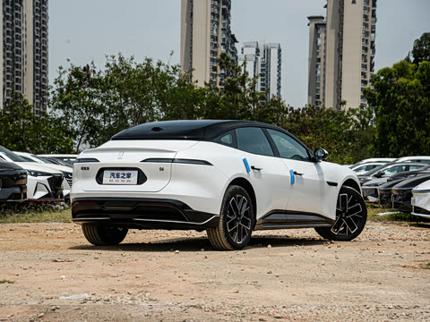 2025�� Max�����