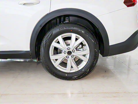 2025�� 1.6T �����